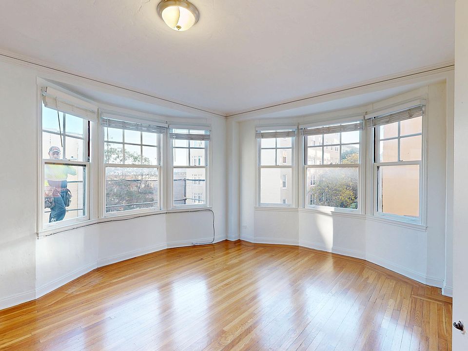1st image of 950 Franklin St APT 22