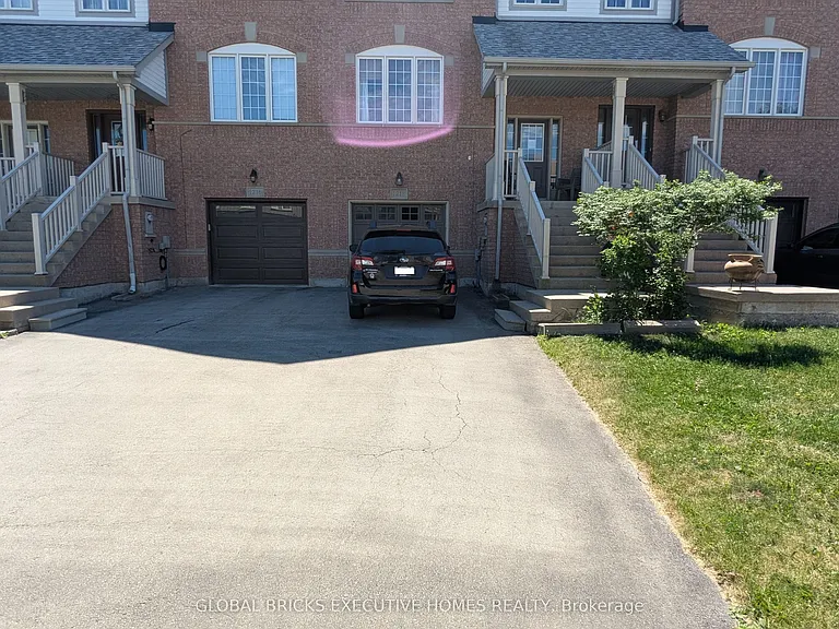 1218 Lamont Cres — Photo 27