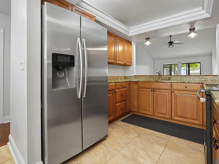 6215 SE Georgetown Pl — Photo 8