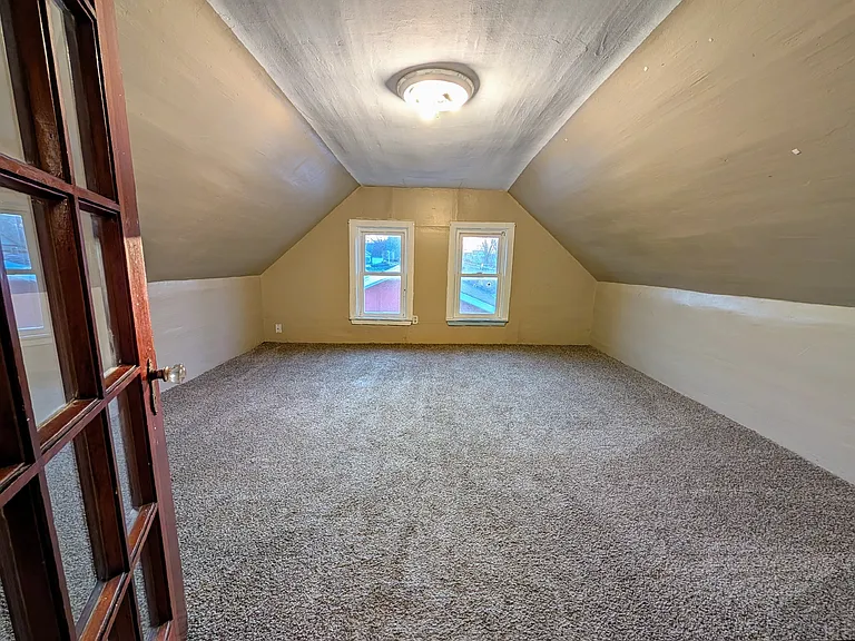 304 Oak Ave SW — Photo 10