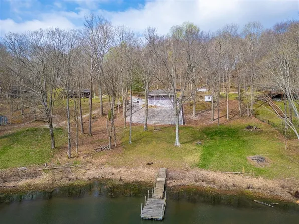 90 Crestwood Dr, Lewisburg, KY 42256