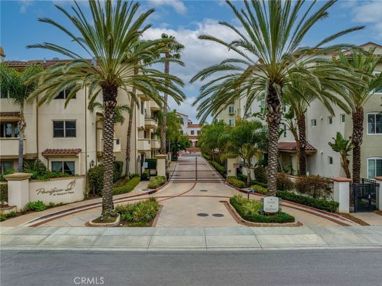 401 Bernard St Unit 406, Costa Mesa, CA 92627