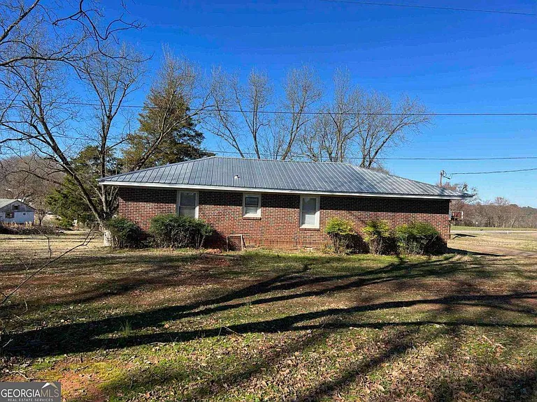 60 Azalea Dr — Photo 6