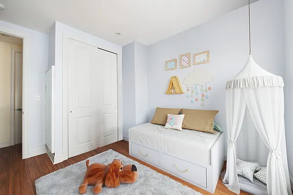 Sold by Compass | media 16
