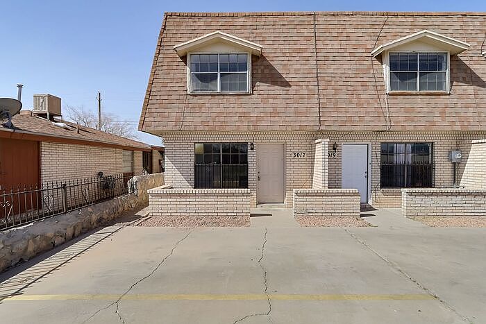 1st image of 3017 E Glen Dr