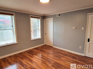 2225 S Oakley Ave #G, Chicago, IL 60608