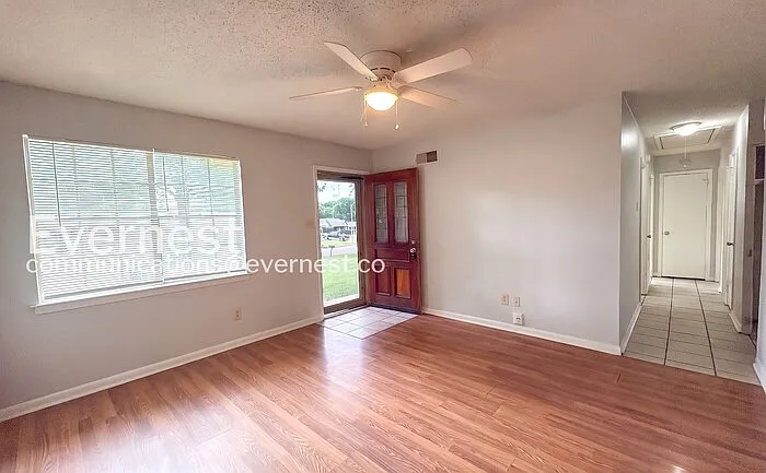 8316 Dottley Dr — Photo 10