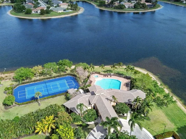 1549 Stonehaven Estates Drive, West Palm Beach, FL 33411