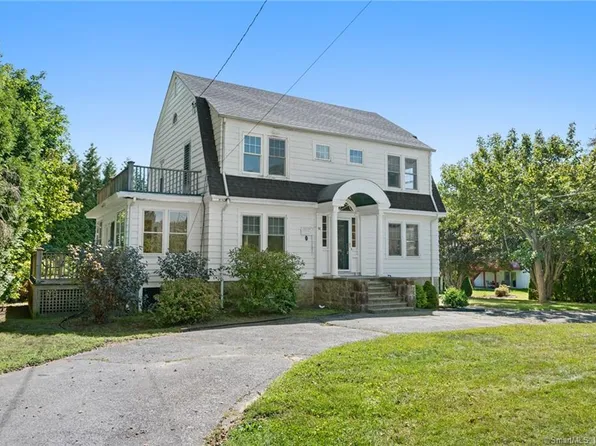 98 Gardner Avenue, New London, CT 06320