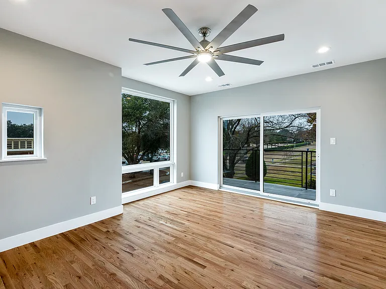 6251 Saint Moritz Ave — Photo 23