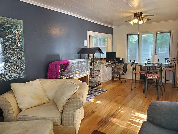 4th image of 808 N 10th St