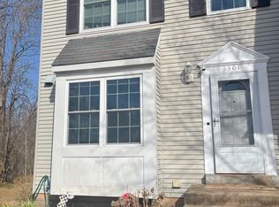 3301 Buckeye Ln, Fairfax, VA 22033