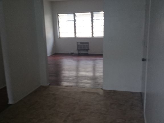 3rd image of 1112 Euclid Ave APT 9