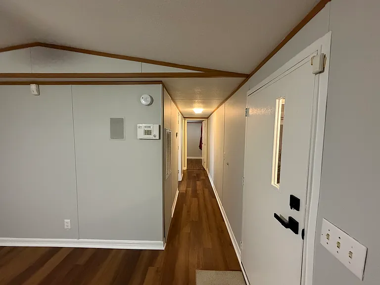 8211 Wallis St — Photo 17