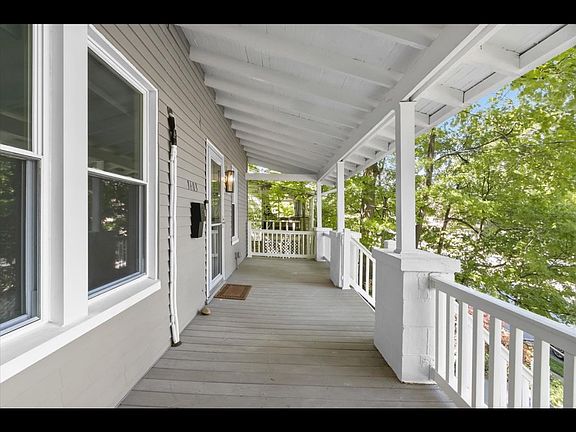 2nd image of 1405 Newton St NE