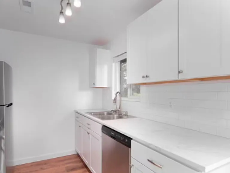 3608 N Monroe St — Photo 5