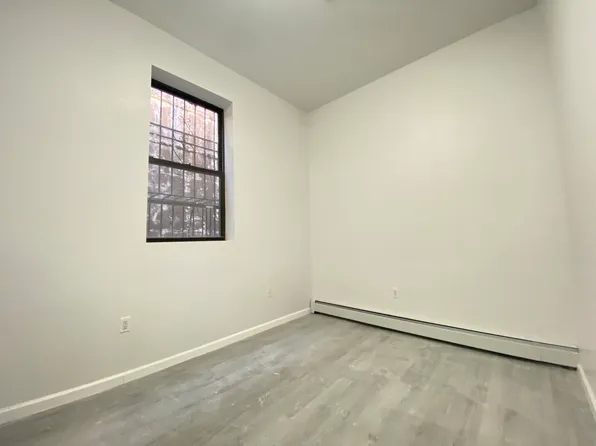 5502 Fifth Avenue image 9 of 12