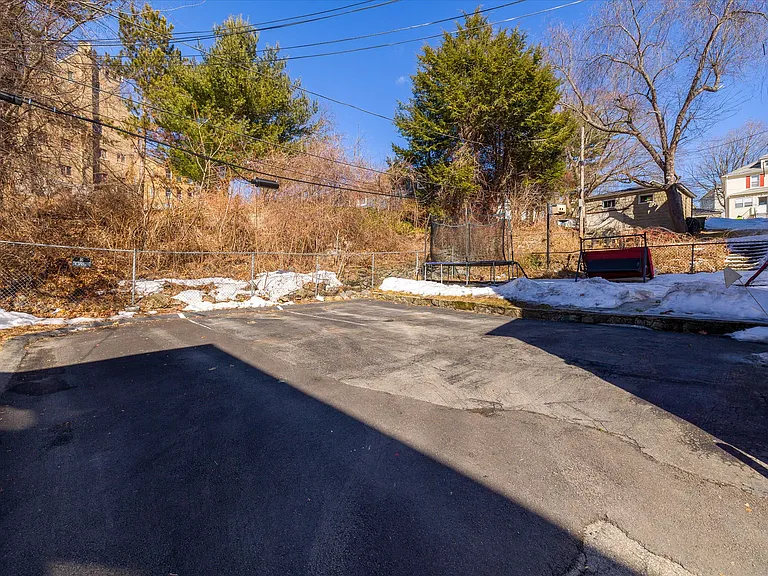 17 5th Ave #1 — Photo 38