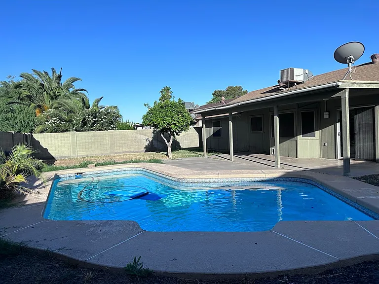 4910 W Gail Dr — Photo 36
