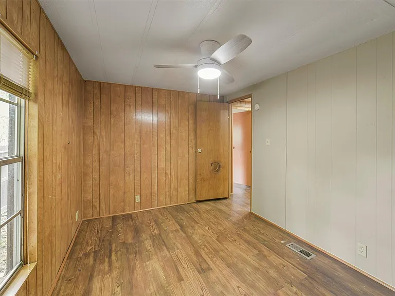 11023 Forrest Valley Dr — Photo 27