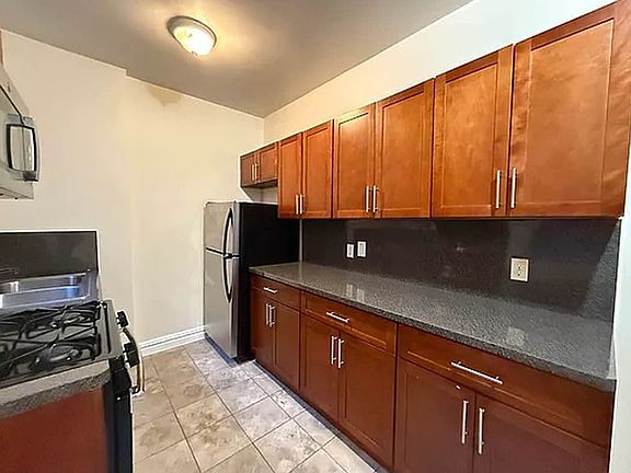 4th image of 65-20 Booth St #1C