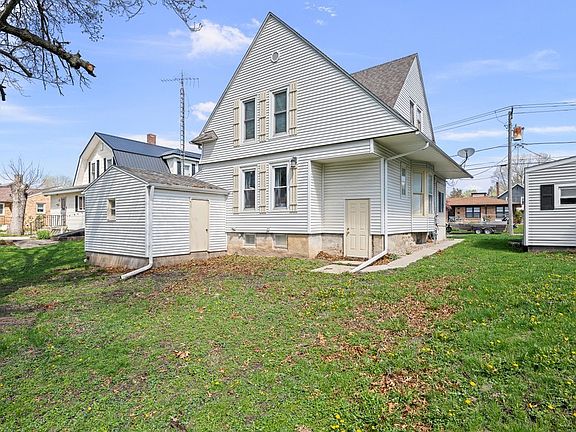 5th image of 505 E Main St