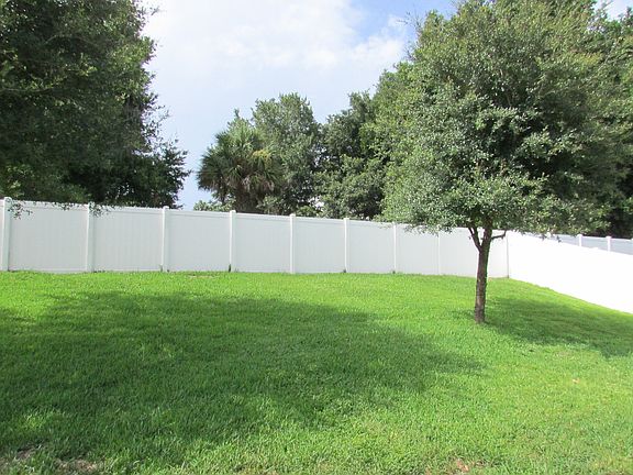 2nd image of 2887 Park Meadow Dr