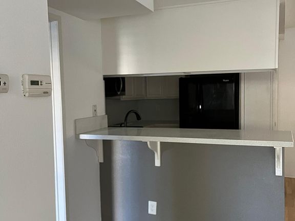 3rd image of 20235 Keswick St Unit 111