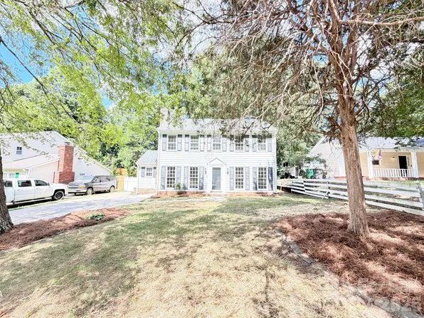 8431 Mission Hills Rd, Charlotte, NC 28227