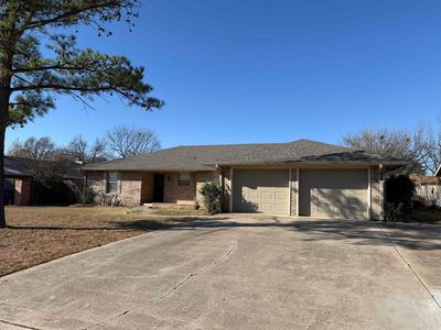 2021 Overland Dr, Duncan, OK, 73533
