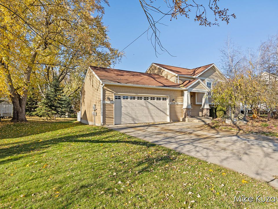 1st image of 10335 Paw Paw Dr