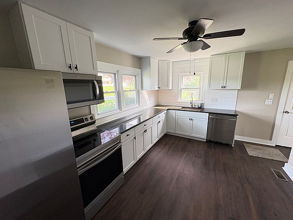 3rd image of 2628 Walnut Bottom Rd