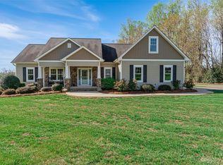 108 Echo Glen Dr, Statesville, NC 28625