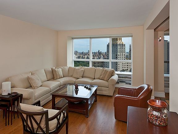 4th image of 146 W 57th St #42AB