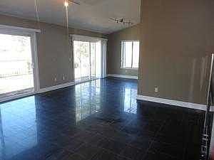 6621 Fox Lake Dr, Panama City, FL 32404