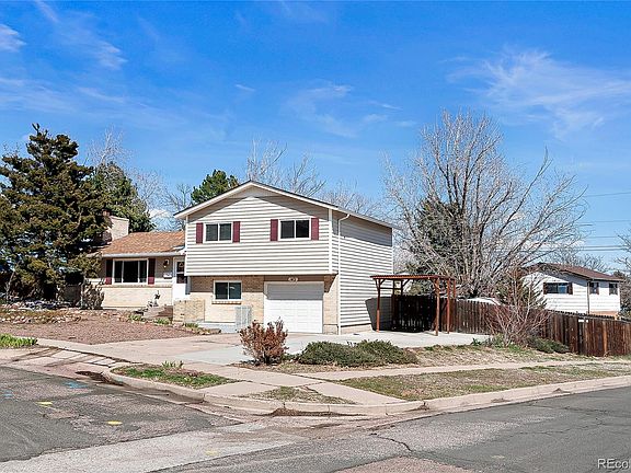 4th image of 1401 Querida Dr