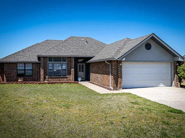 305 SW 79th St, Lawton, OK 73505