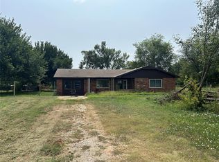 204 Jackson St, Perry, OK 73077