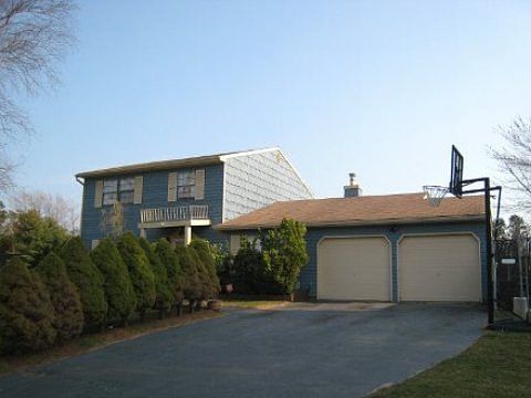 2nd image of 92 Camille Ln
