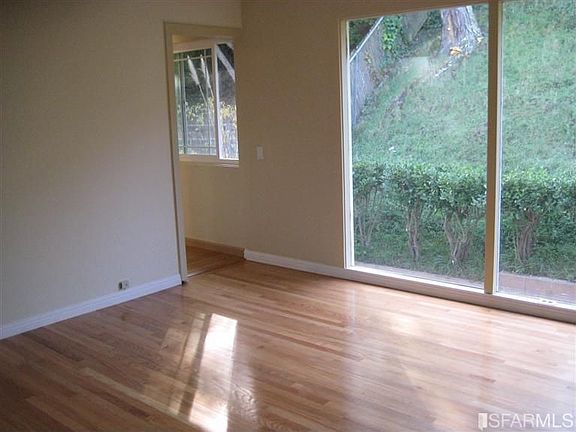 3rd image of 2304 Shannon Dr