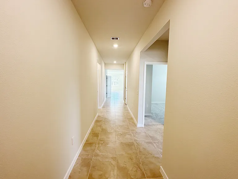 17317 Back Bay Ct — Photo 8
