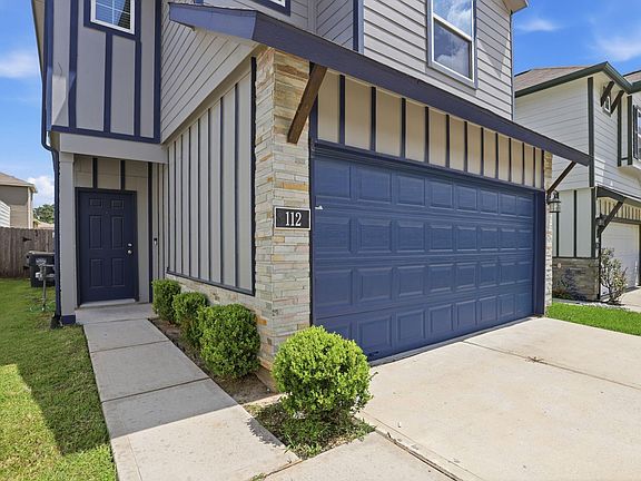 2nd image of 112 Camelot Place Ct