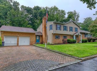 194 Palisade Ave, Westwood, NJ 07675