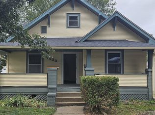 1433 Chestnut St, Trenton, MO 64683