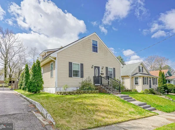 139 Woodland Ave, Barrington, NJ 08007