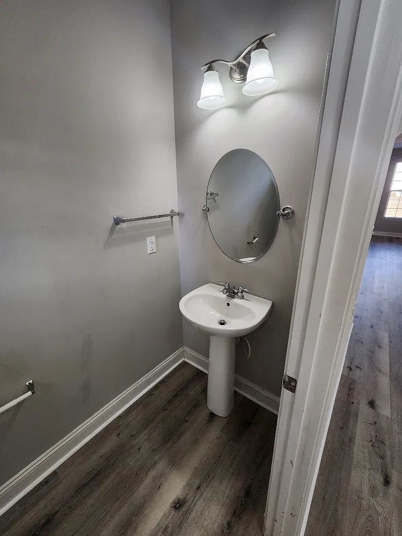 422 Moss Pond Road — Photo 3