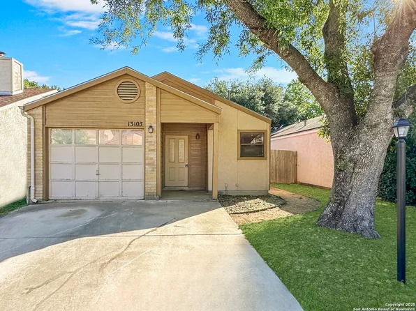 13103 Brook Garden, San Antonio, TX 78232