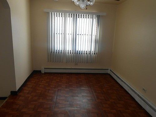 4th image of 14419 Lincoln Ave APT 3