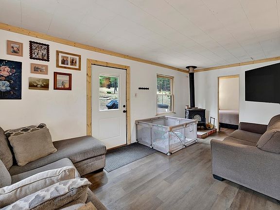 2nd image of 75 Conchas Road