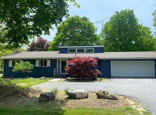 6511 Osborne Rd, Delton, MI 49046